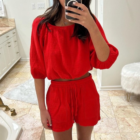 Bobi elastic shorts - Picture 2 of 3